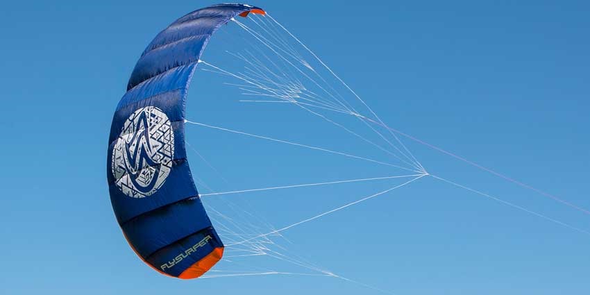 Flysurfer peak trainer kite
