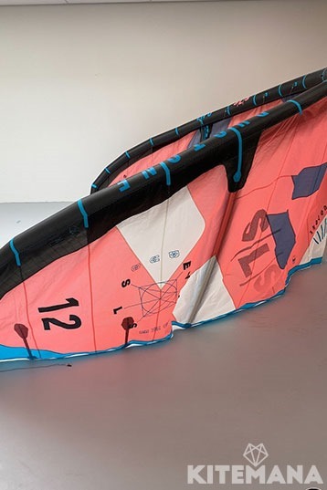 Duotone Kiteboarding-Evo SLS 2022 (DEMO)
