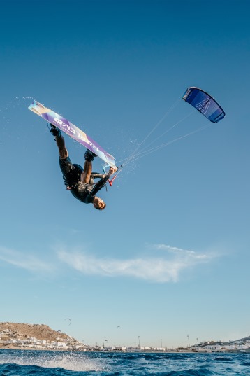 Harlem Kitesurfing-Hadlow Pro Kite