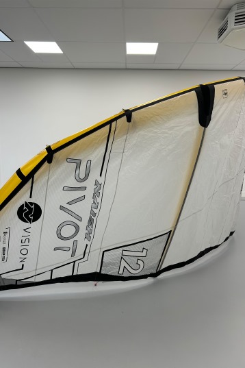 Naish-Pivot NVision 2024 Kite (DEMO)