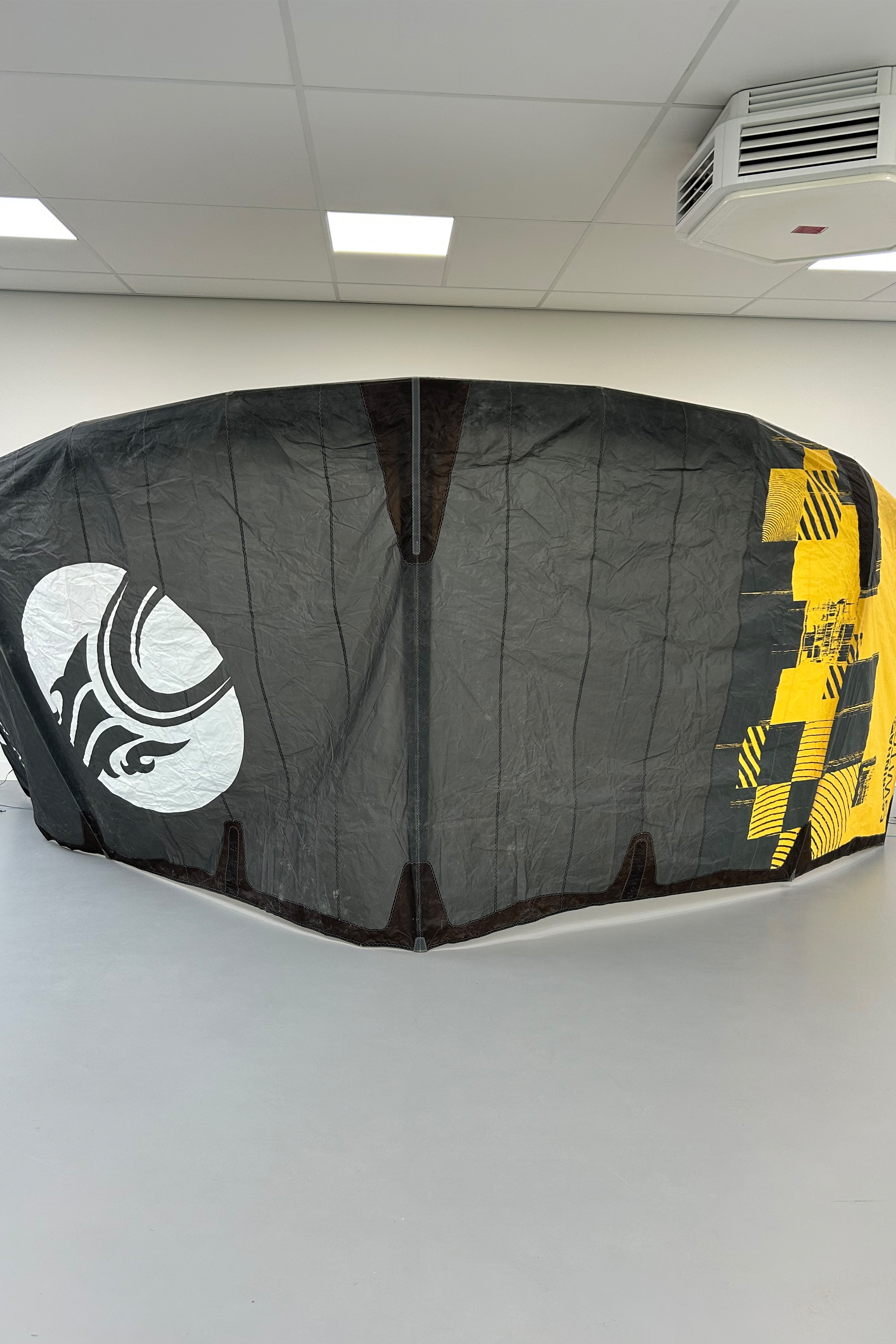 Cabrinha-Switchblade 2023 Kite (2nd)