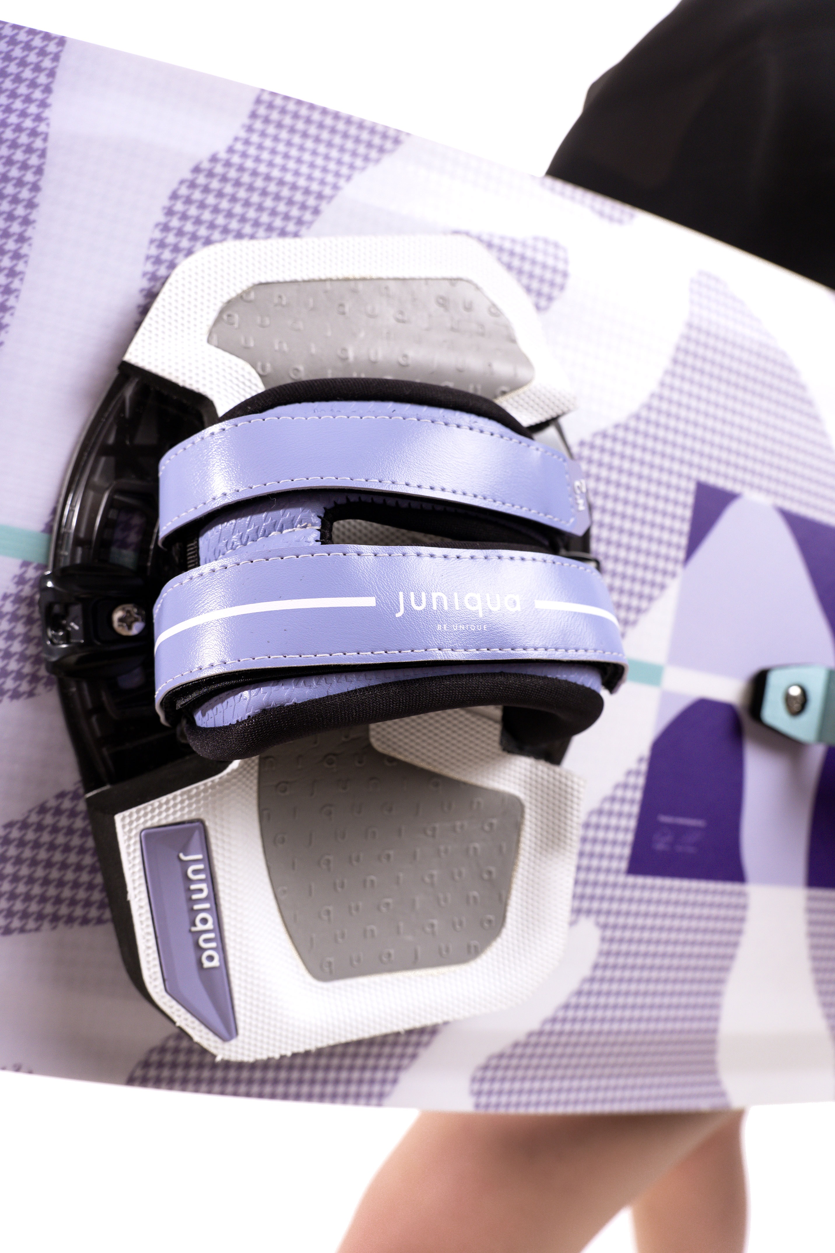Juniqua-Pads & Straps N°2