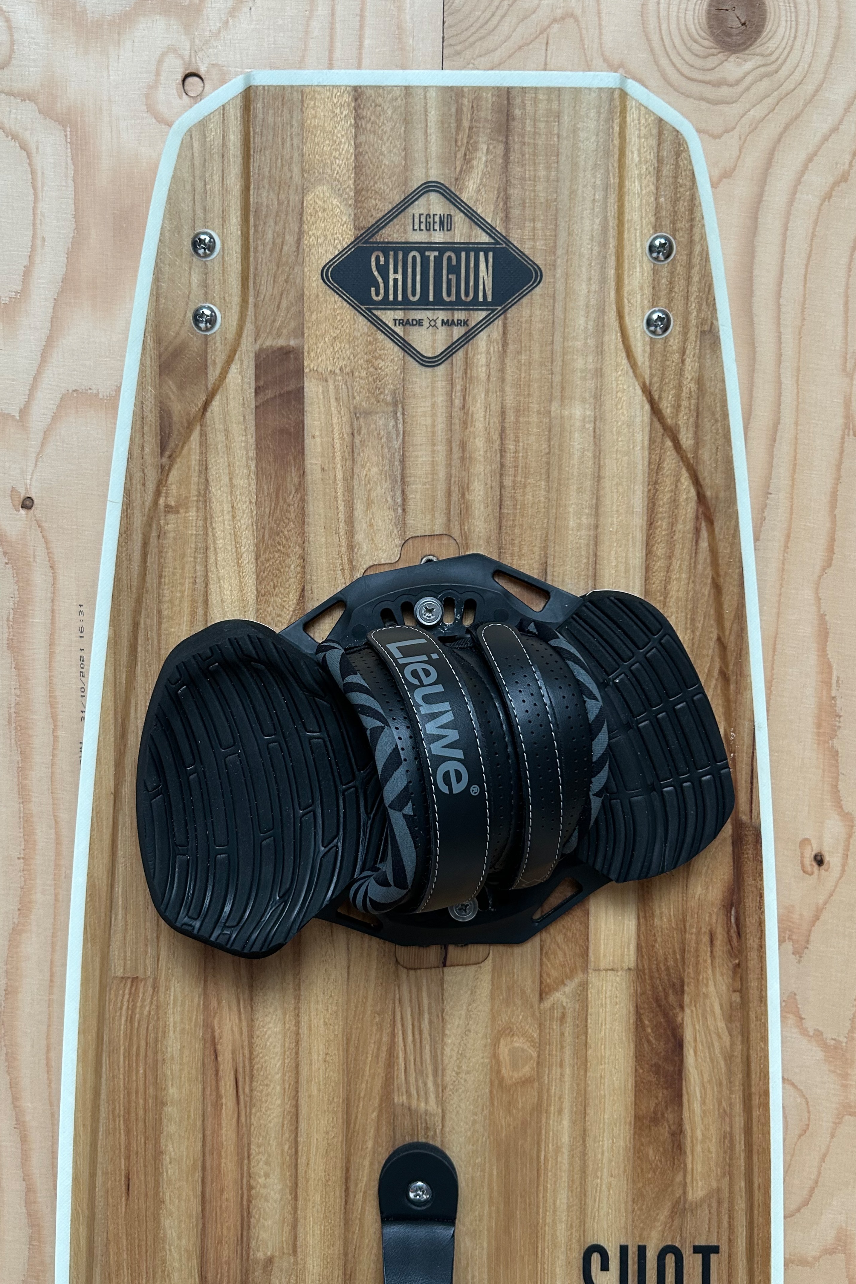 Lieuwe-Shotgun Kiteboard (2nd)