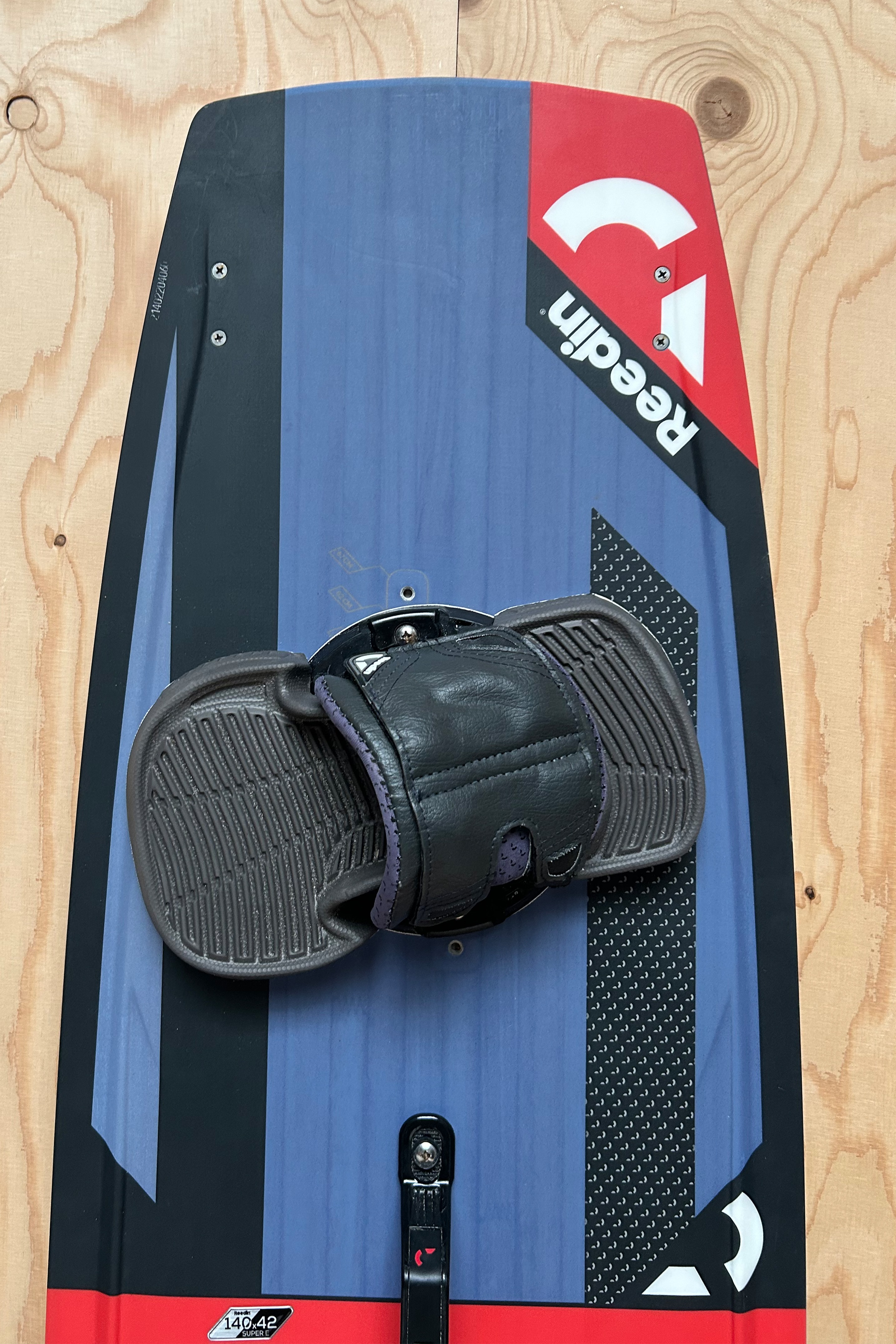 Reedin Kiteboarding-Super E V3 2022 Kiteboard (2nd)